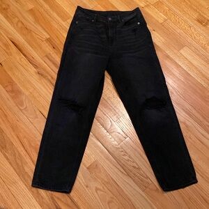American Eagle mom straight jean